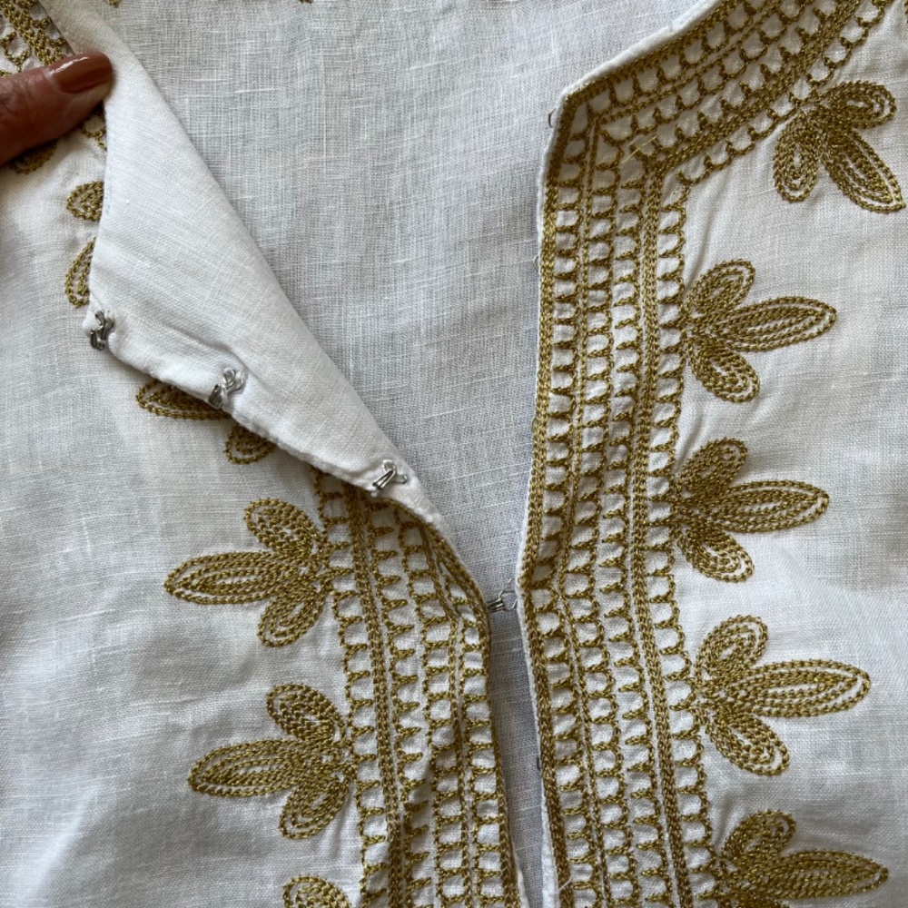 Chelsea and Theodore linen tunic - Picture 4 of 10